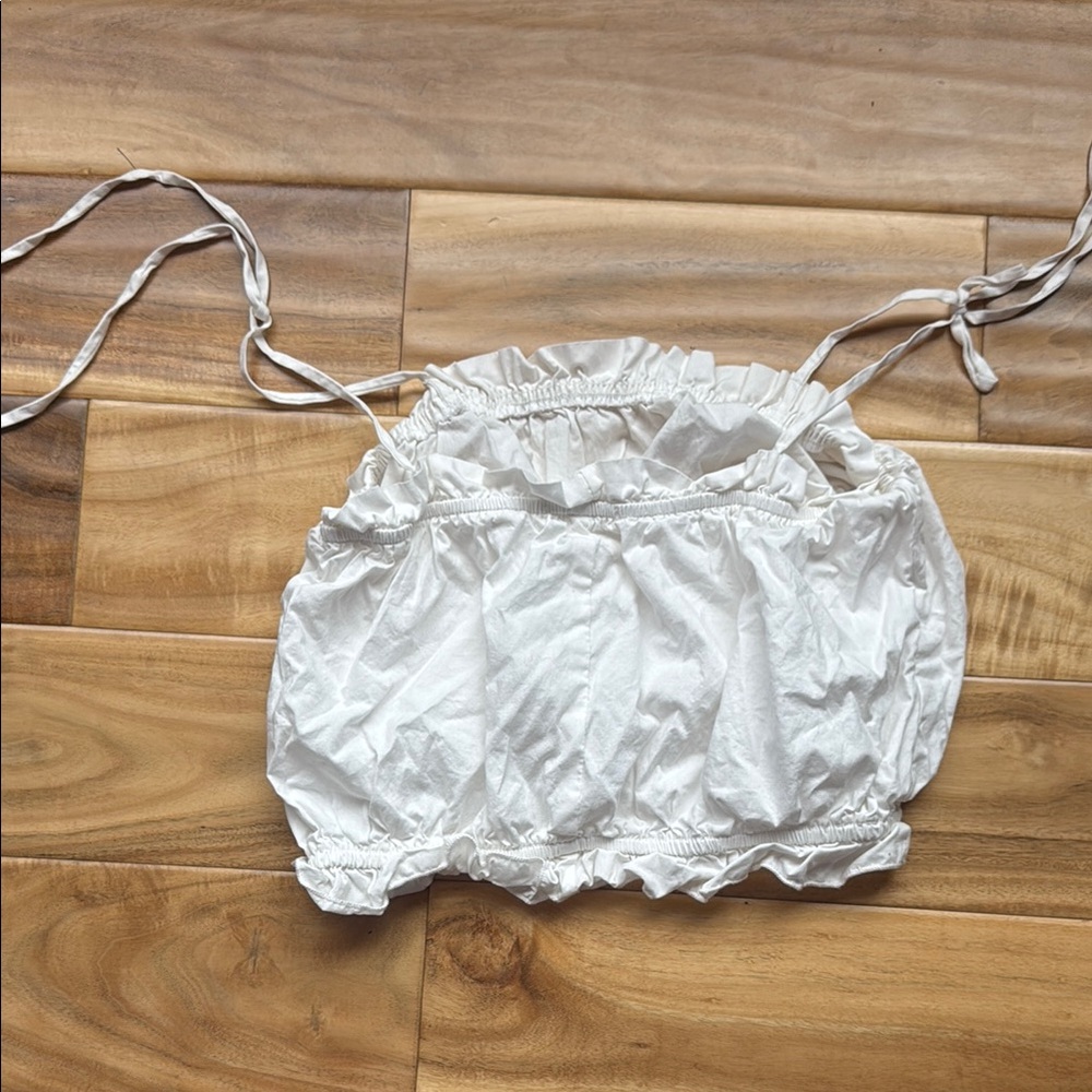 Nine Britton Elegant White Top - Picture 1 of 6